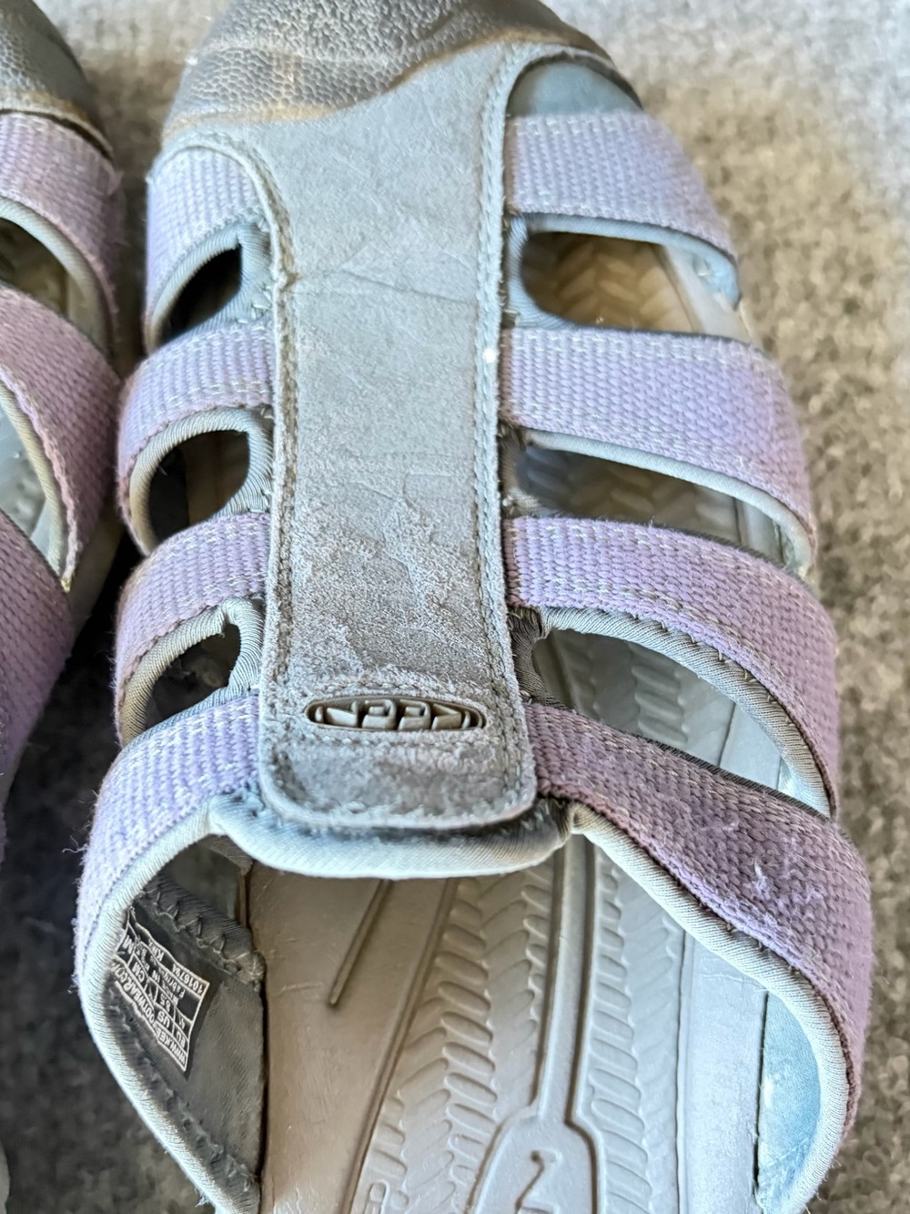 Keen‎ Sandal Mule Women 8.5 Lavender Gray Closed Toe Slip On Gorpcore Outdoor - Picture 13 of 13